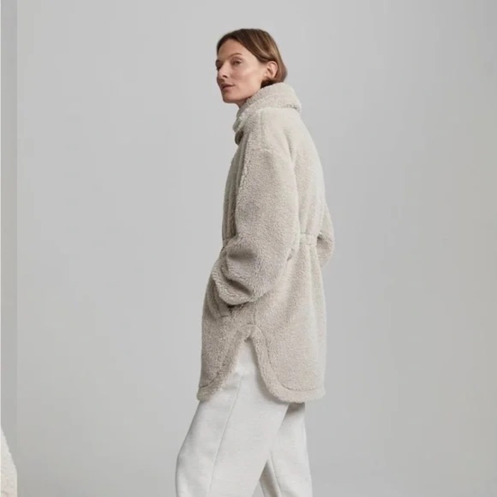 NWT VARLEY JAMIE SHERPA JACKET, LARGE - Picture 4 of 13